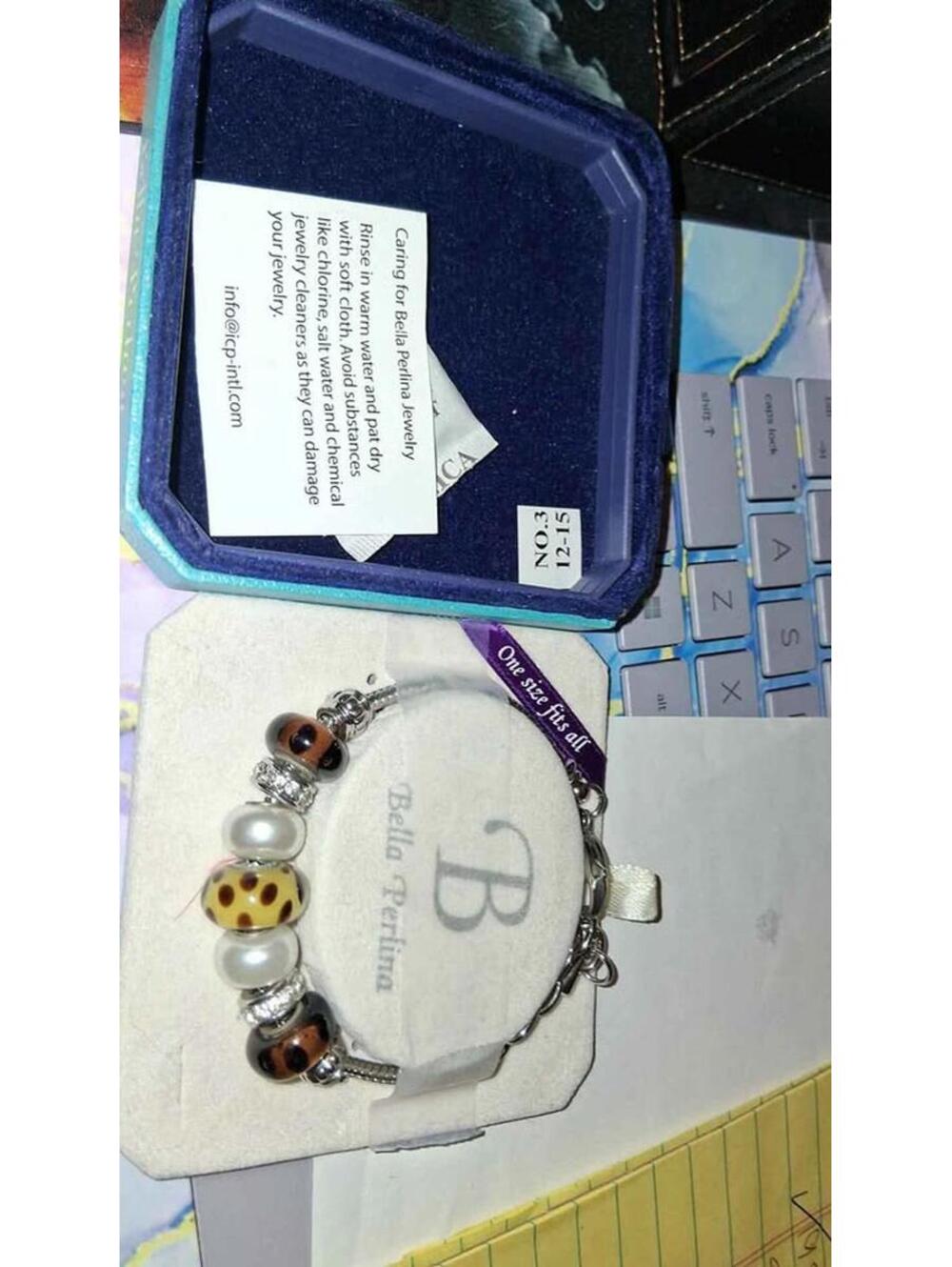 Bella Perlina blown glass bead charm